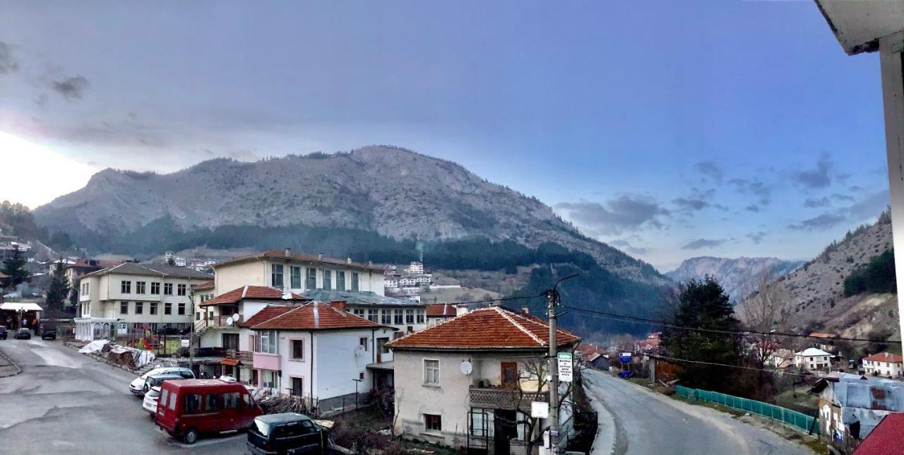 Приключение В Триград Trigrad Exterior foto